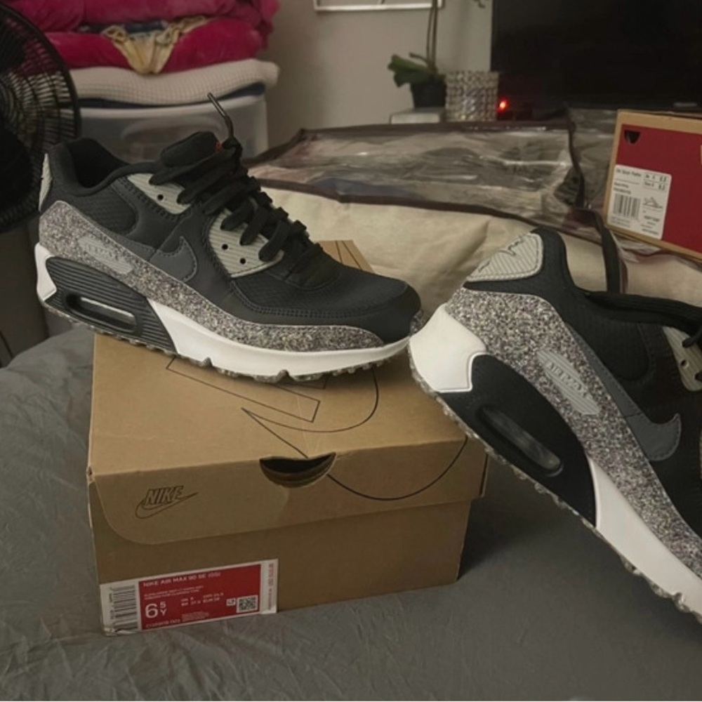 Nike air max. Junior size 6.5 but fits woman size 8.5